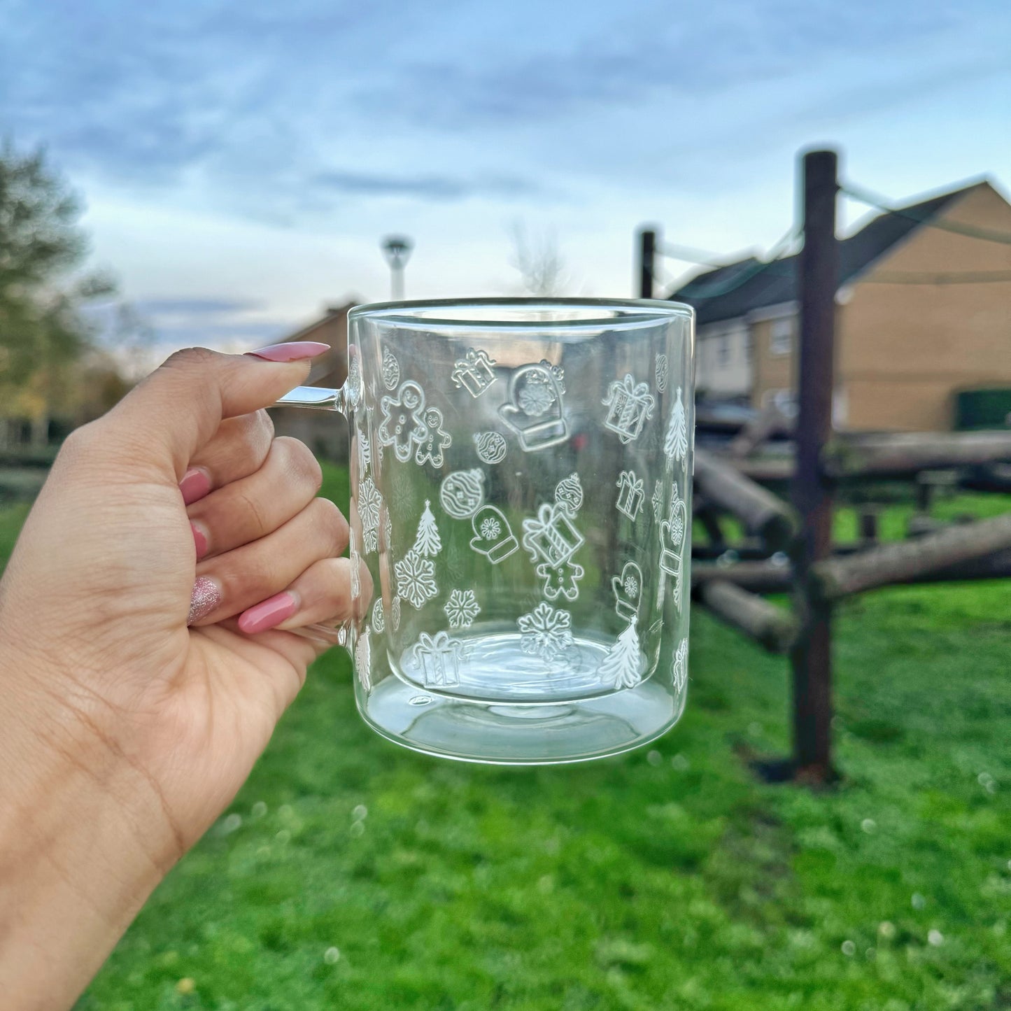 White Doodle Winterwonderland Glass Coffee Mug: Double Walled 13oz