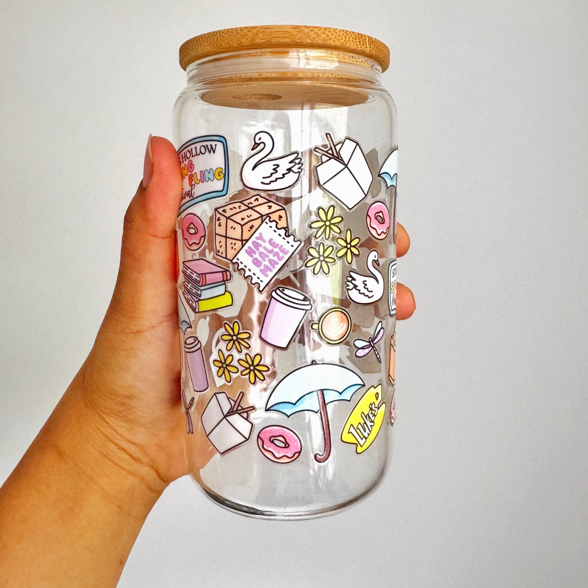 Gilmore Girls Stars Hollow 16oz glass can with bamboo lid and straw